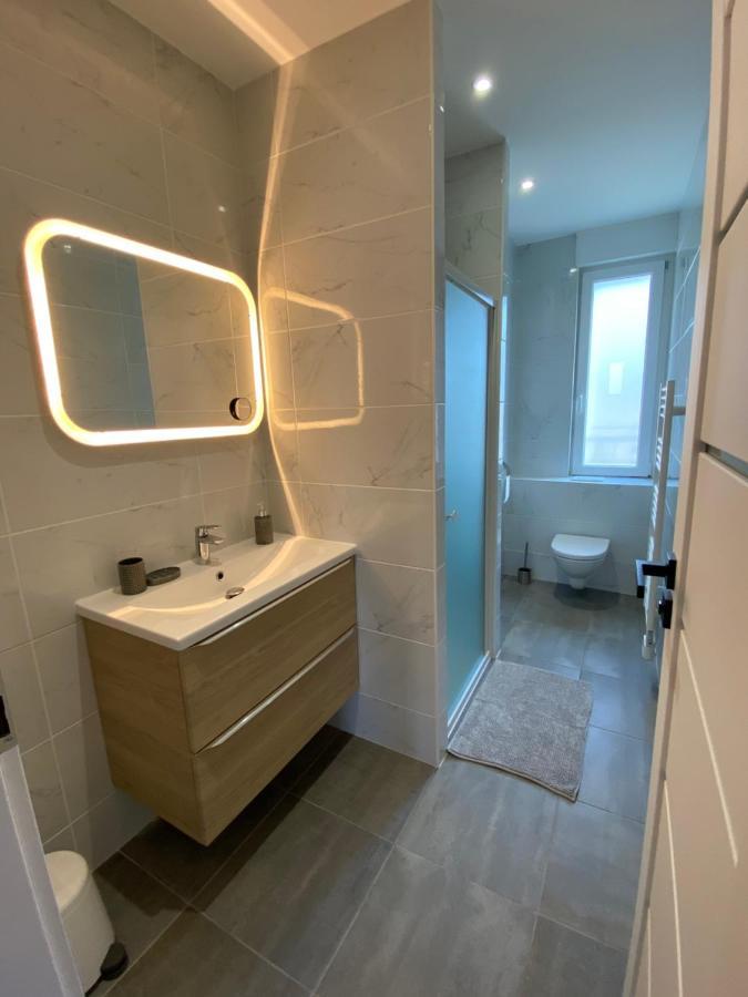 Les Rives Saint Symphorien, Meubles Apartment
