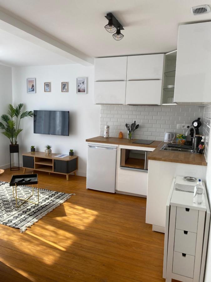 Apartment Les Rives Saint Symphorien, Meubles *